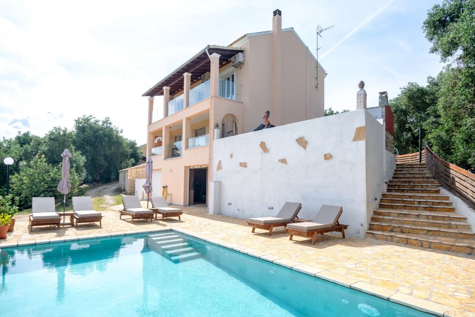 Villa MariAnna, Acharavi